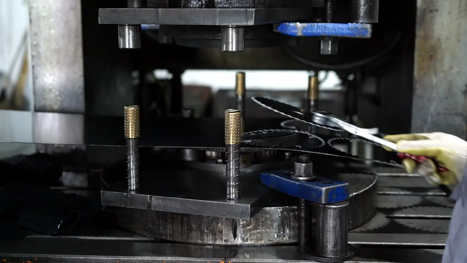 Saw blade bore hole and pin hole processing close up